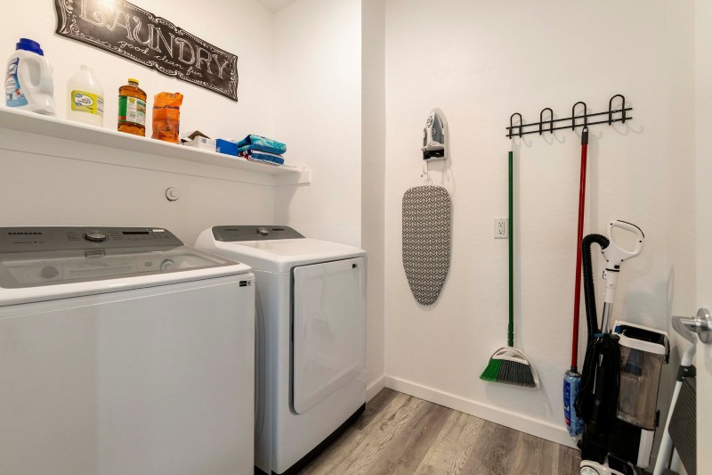 In-unit laundry